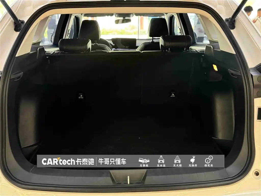 Haval H6 2023 — фото 13