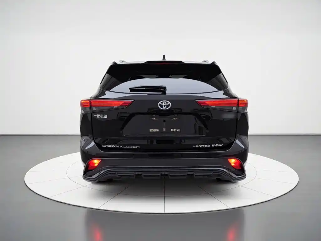 Toyota Crown Kluger 2021 — фото 4