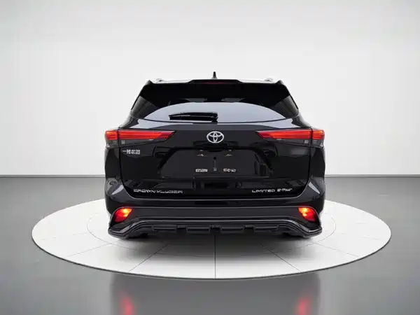 Toyota Crown Kluger 2021