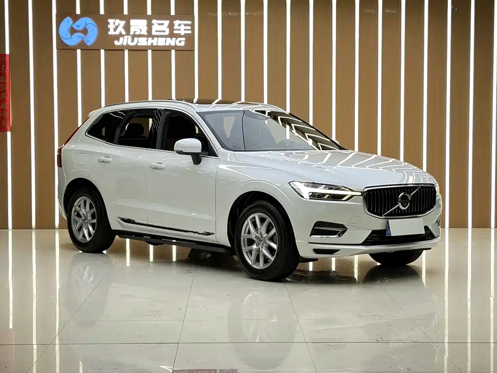 Volvo XC60 2020 — фото 3