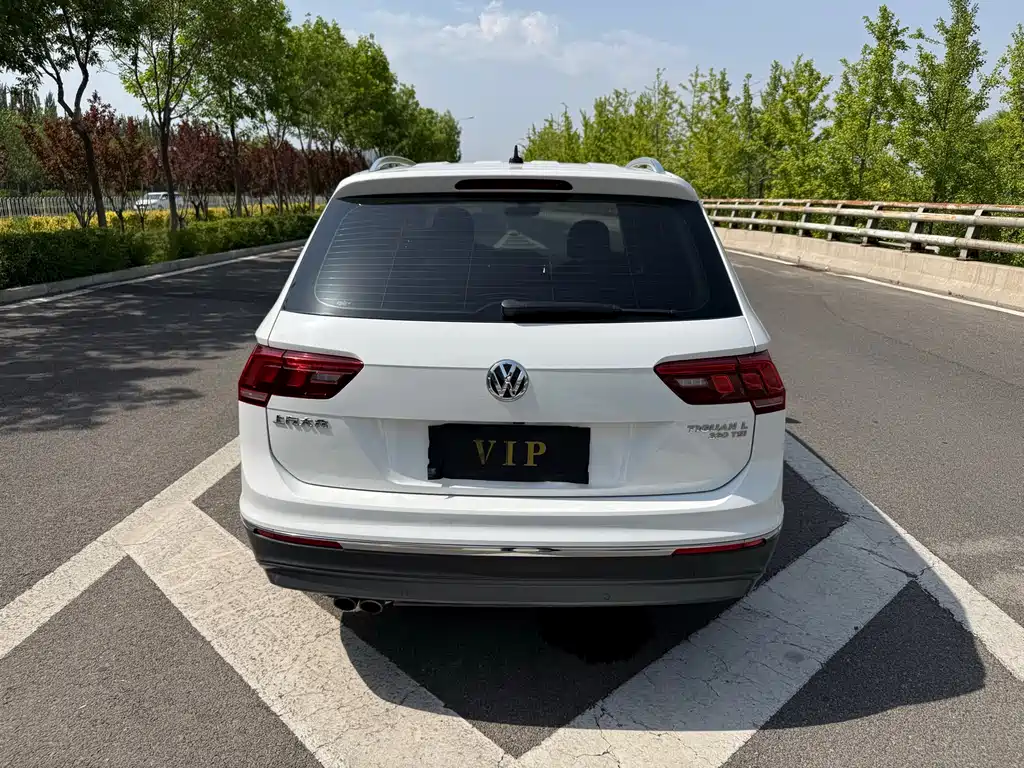 Volkswagen Tiguan L 2018 — фото 8