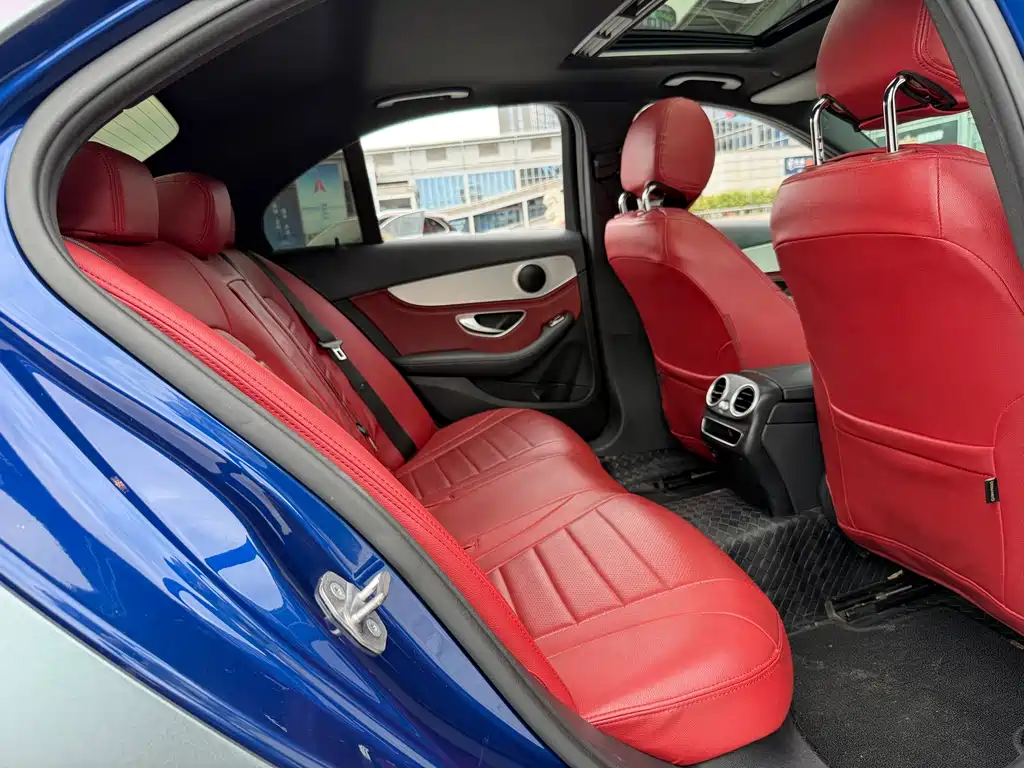 Mercedes-Benz C-Class 2019 — фото 16