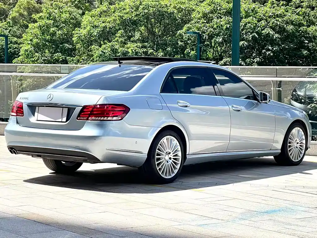 Mercedes-Benz E-Class 2013