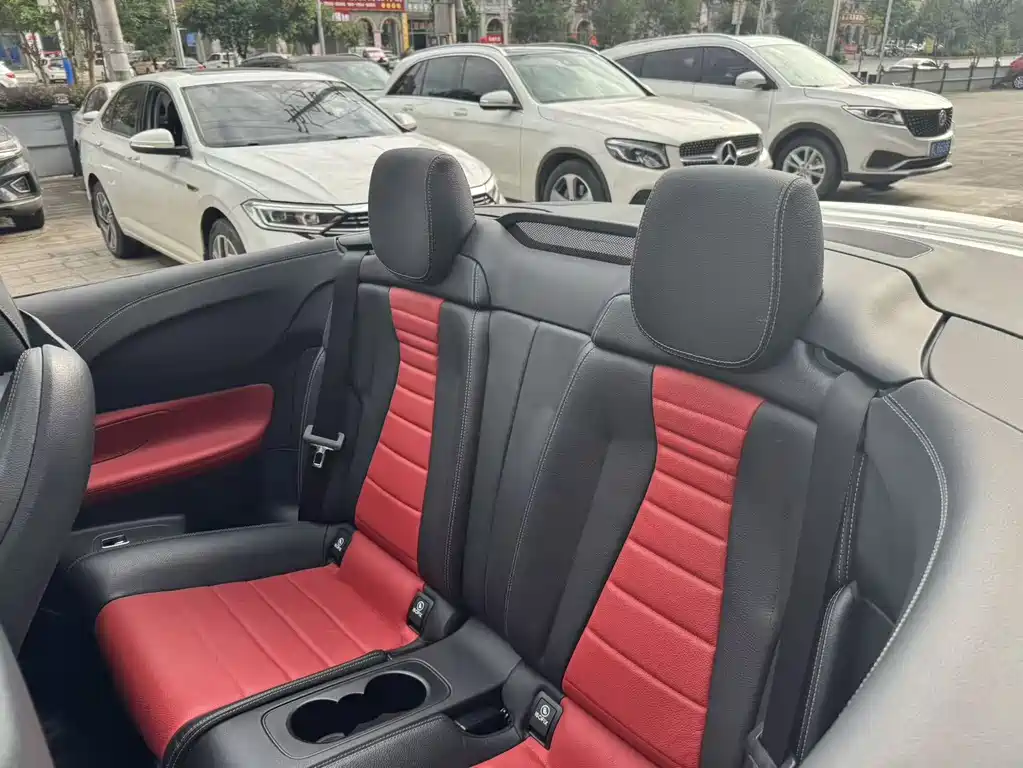 Mercedes-Benz E-Class 2018