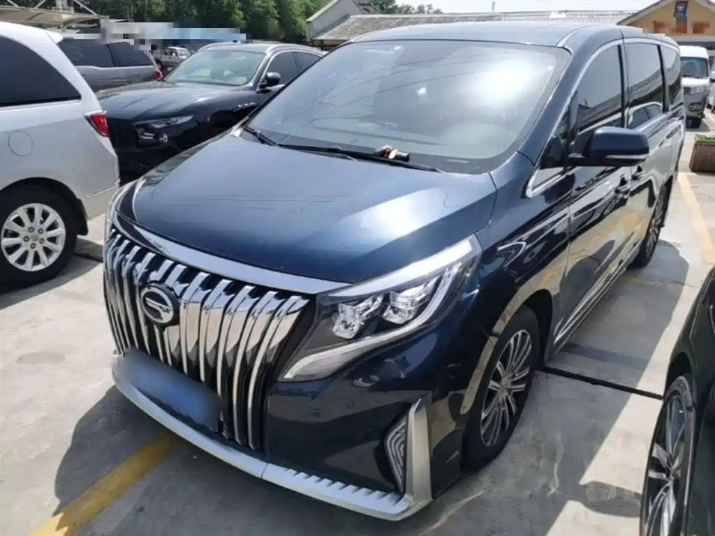 GAC Motor Trumpchi M8 2022 — фото 2