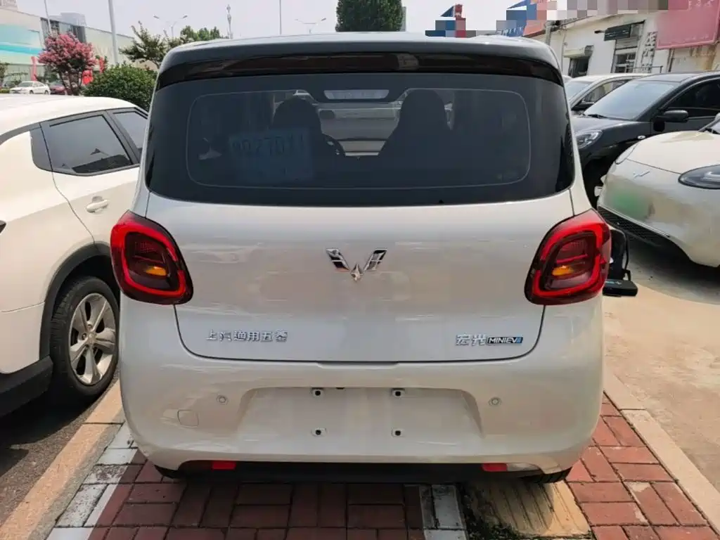 Wuling Hongguang MINIEV 2025