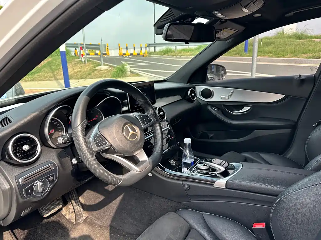 Mercedes-Benz C-Class 2018 — фото 12