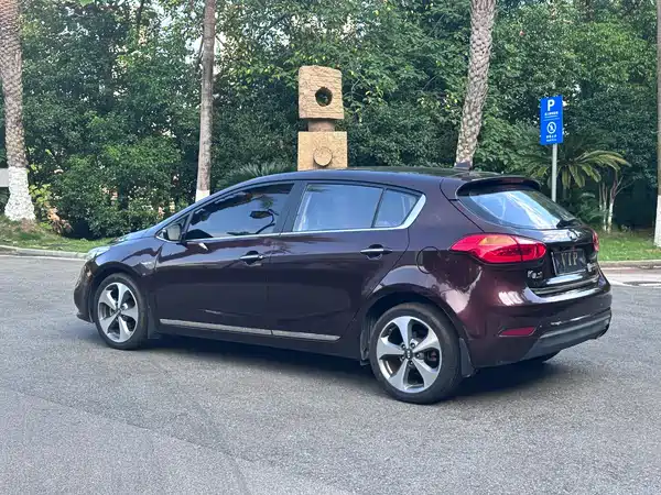 Kia K3S 2015