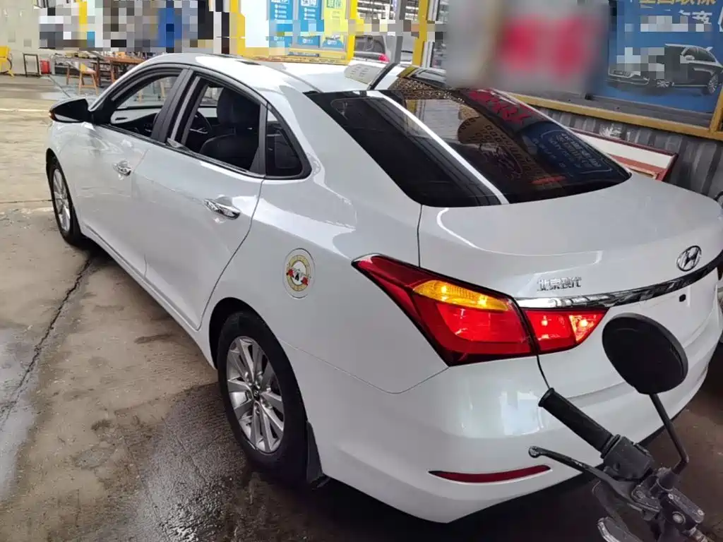 Hyundai Mistra 2015 — фото 5