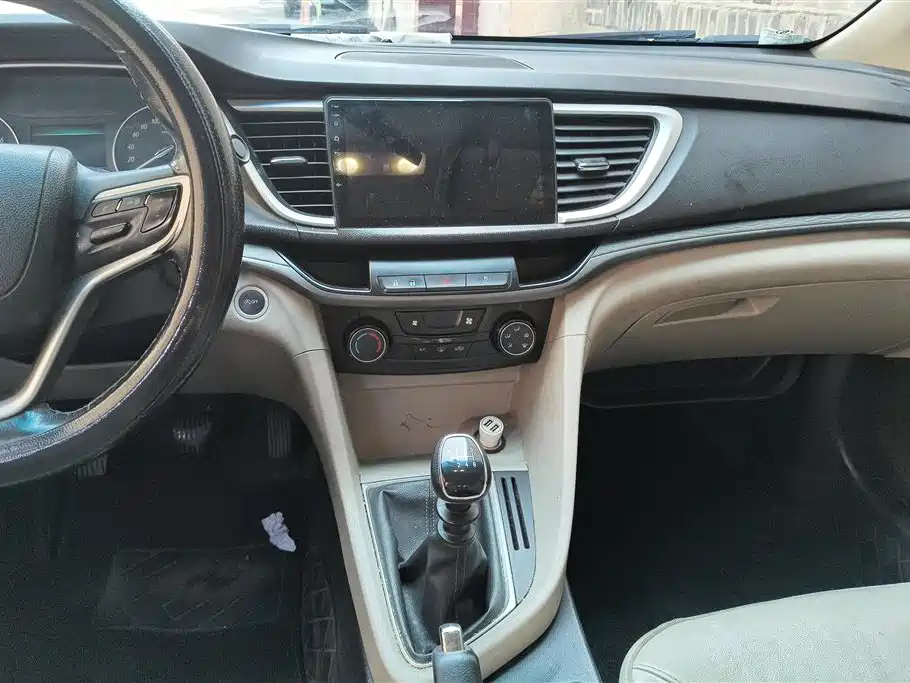 Buick Excelle 2019 — фото 13