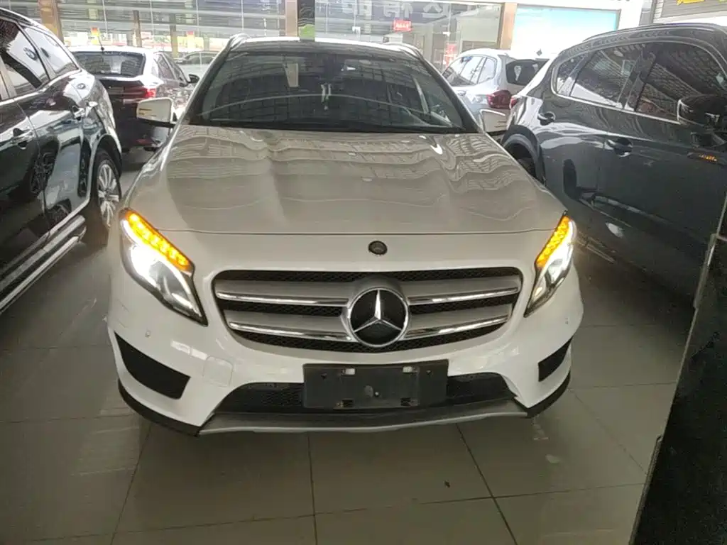 Mercedes-Benz GLA 2016 — фото 3