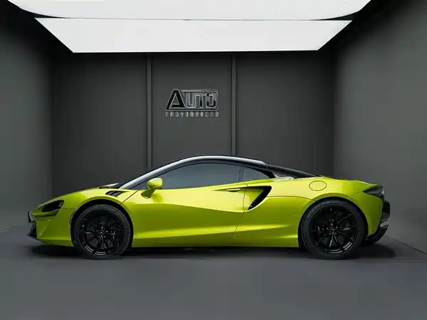 McLaren Artura 2023