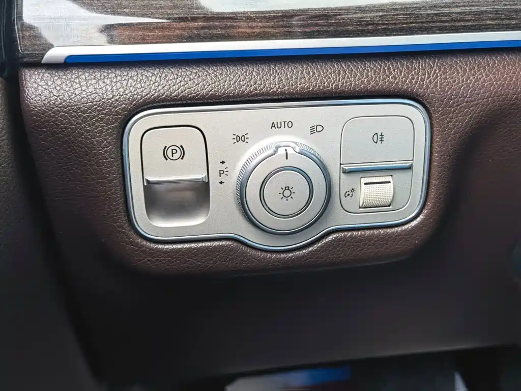 Mercedes-Benz GLE 2020 — фото 36