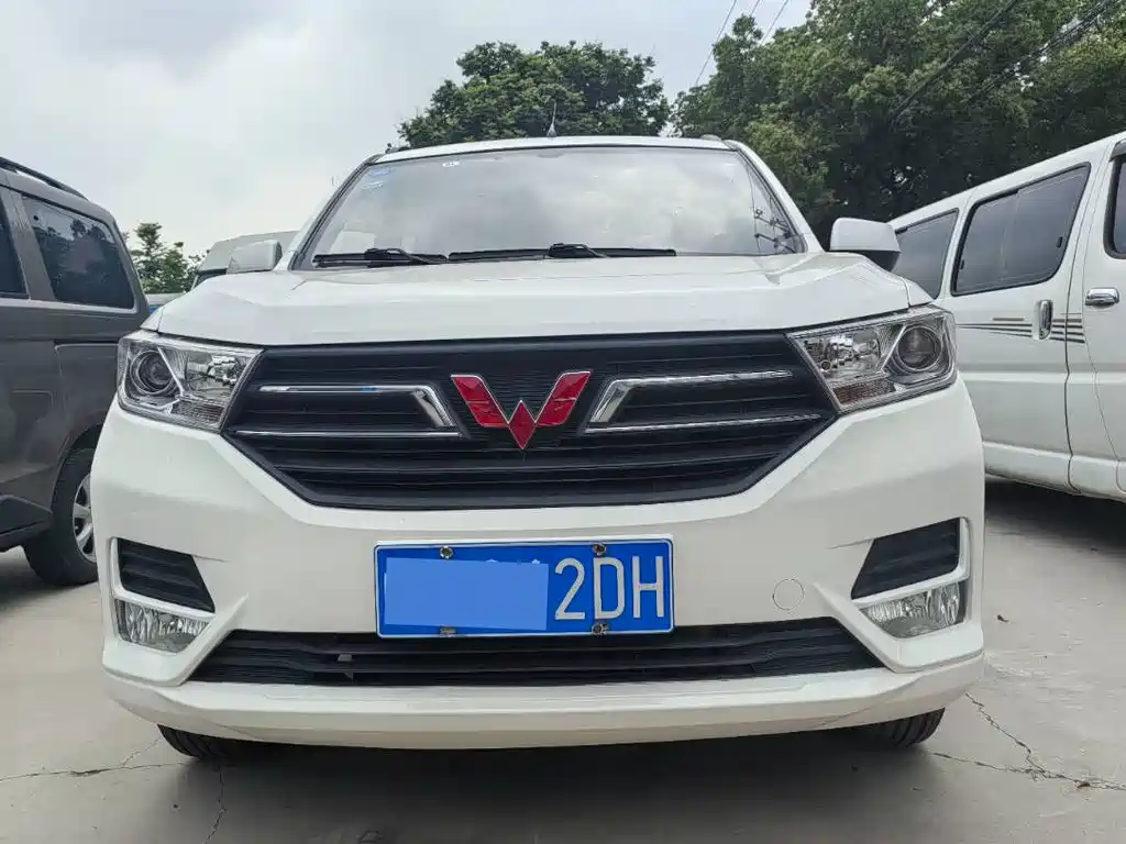 Wuling Hongguang 2019 — фото 2