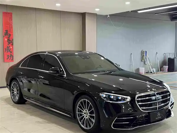Mercedes-Benz S-Class 2024