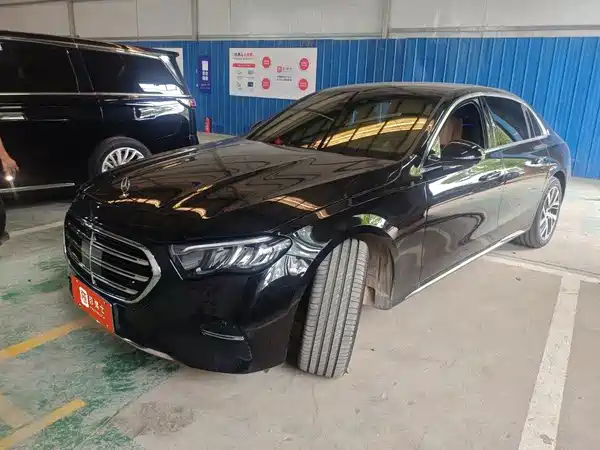 Mercedes-Benz E-Class 2025