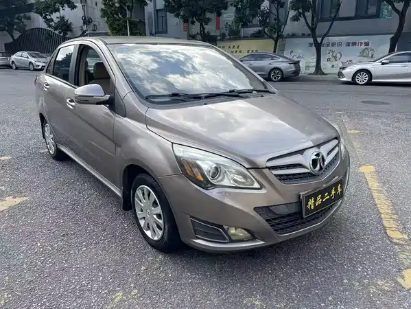 BAIC Motor E Series 2014