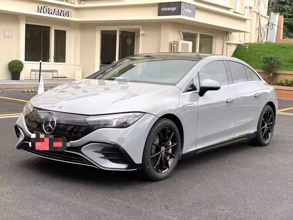 Mercedes-Benz EQE 2024