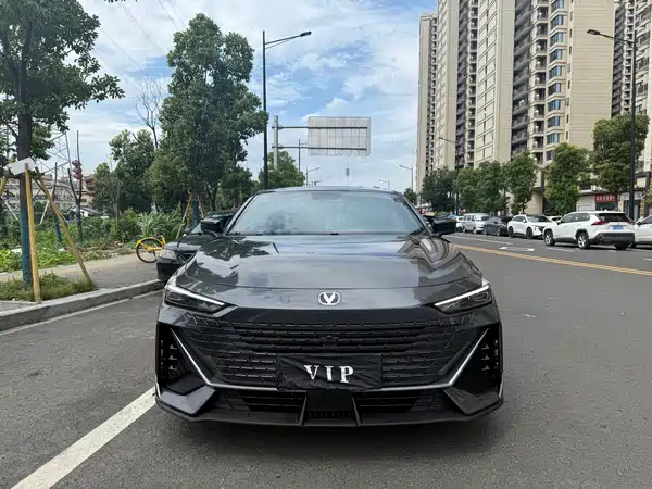 Changan UNI-V 2022