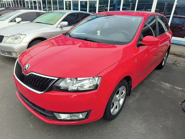 Skoda Rapid Spaceback 2016