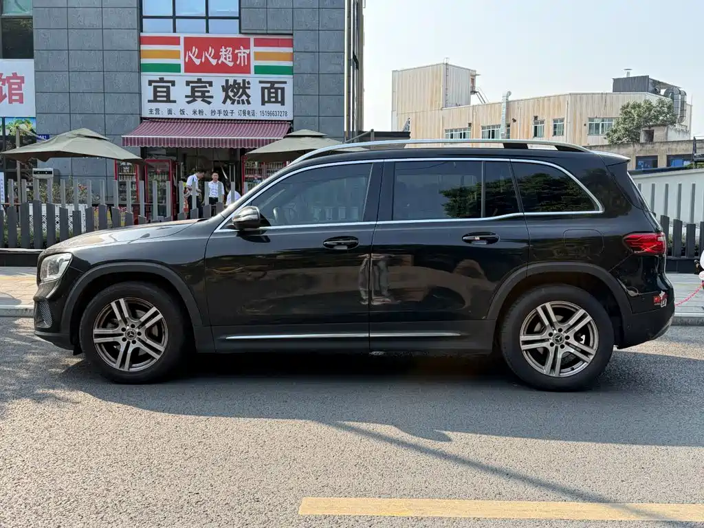 Mercedes-Benz GLB 2020