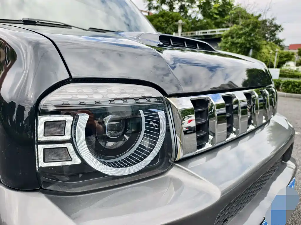 Suzuki Jimny 2018 — фото 10
