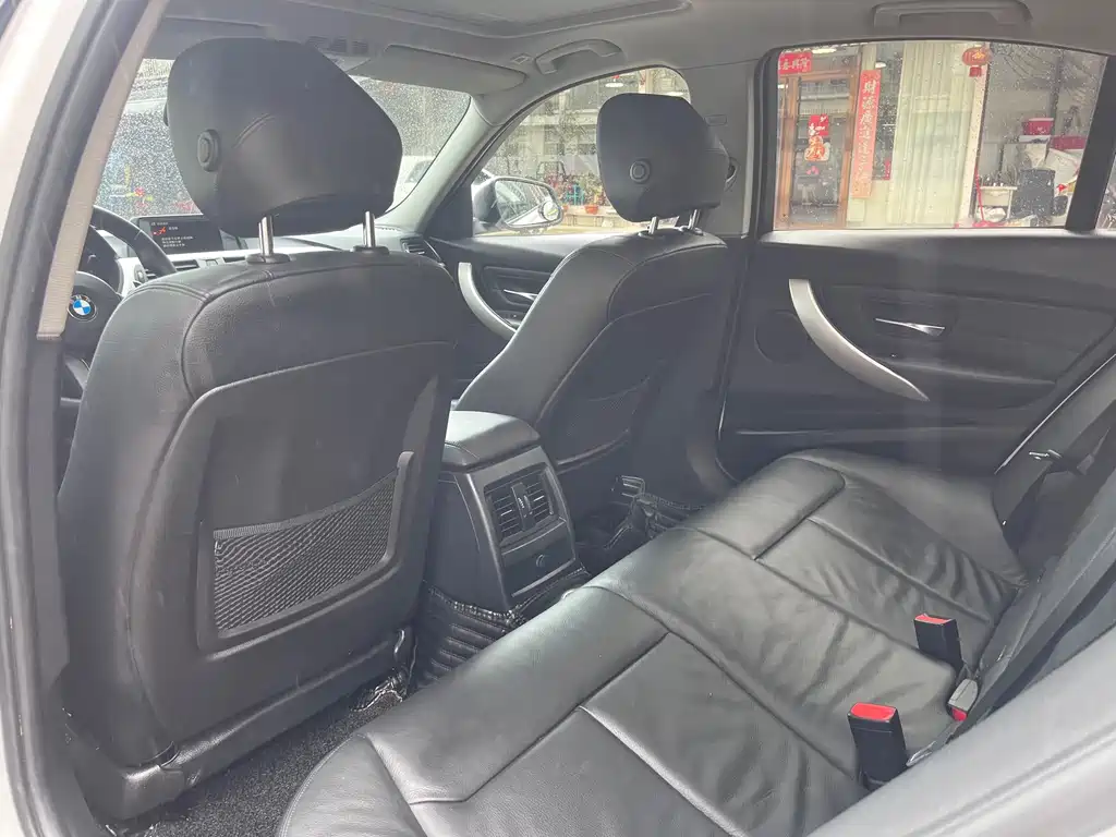 BMW 3 Series 2016