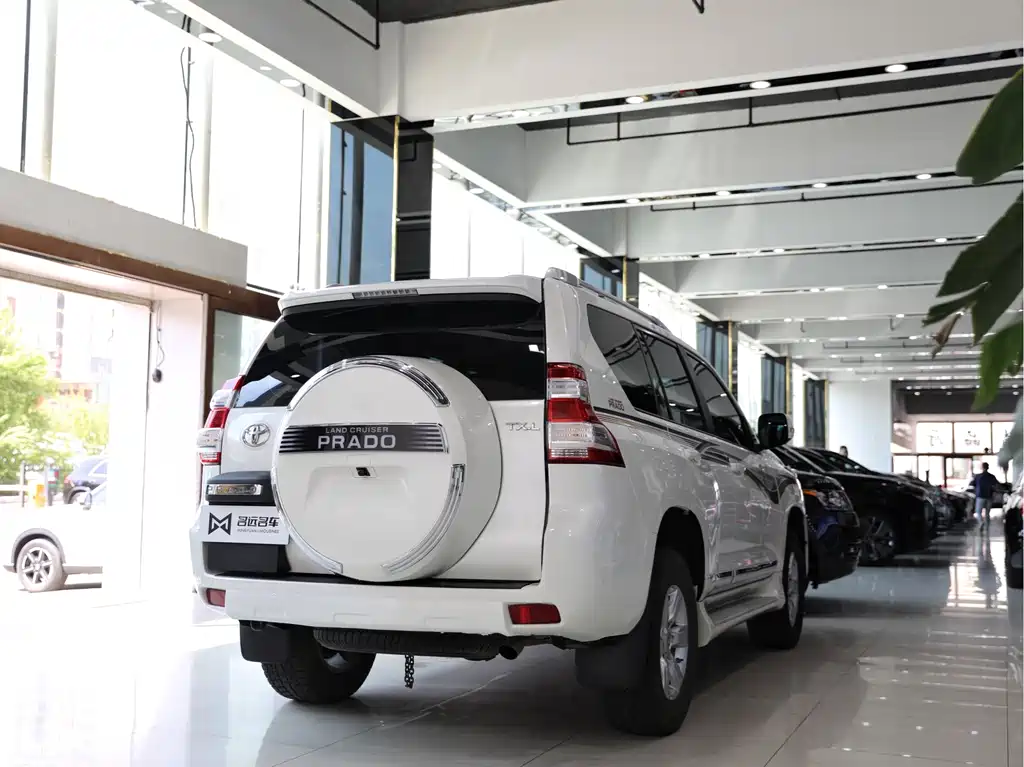 Toyota Prado 2016 — фото 17