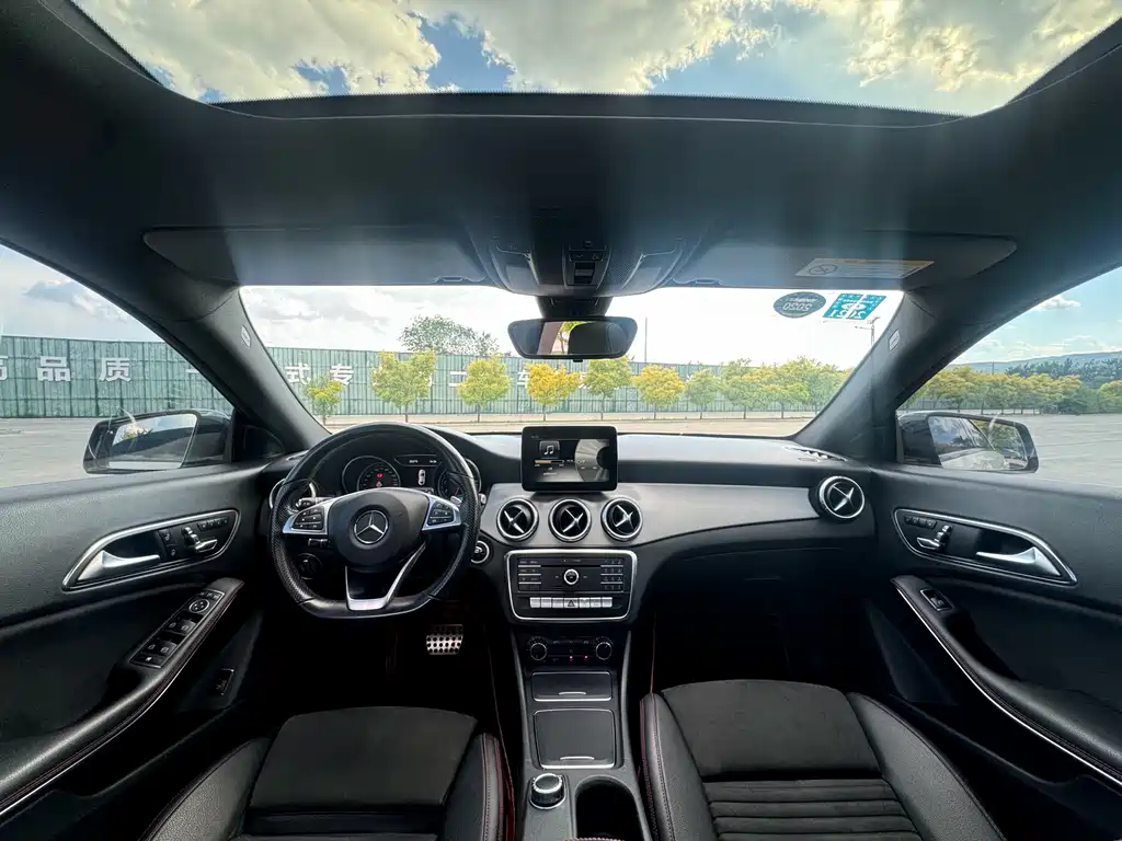 Mercedes-Benz CLA 2017 — фото 17