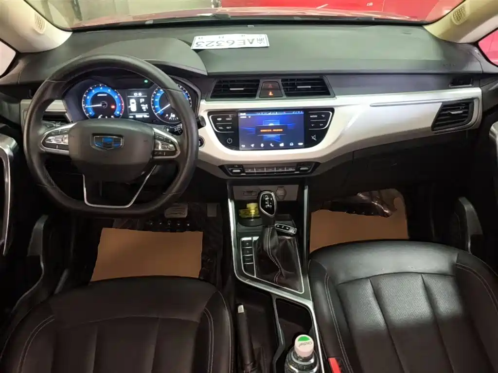 Geely Vision X3 2020 — фото 10