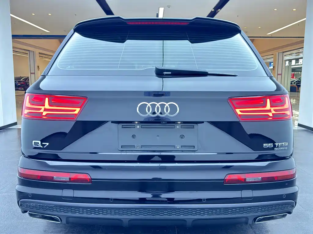 Audi Q7 2019 — фото 22