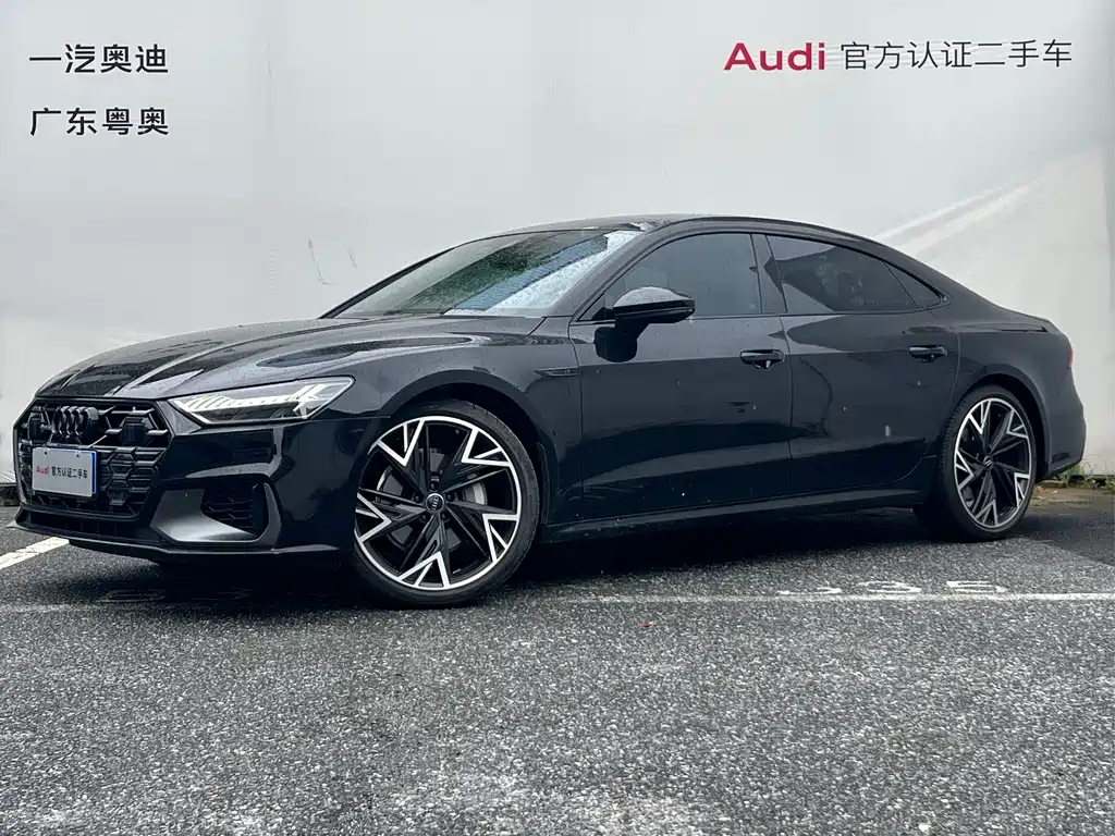 Audi A7L 2025 — фото 1
