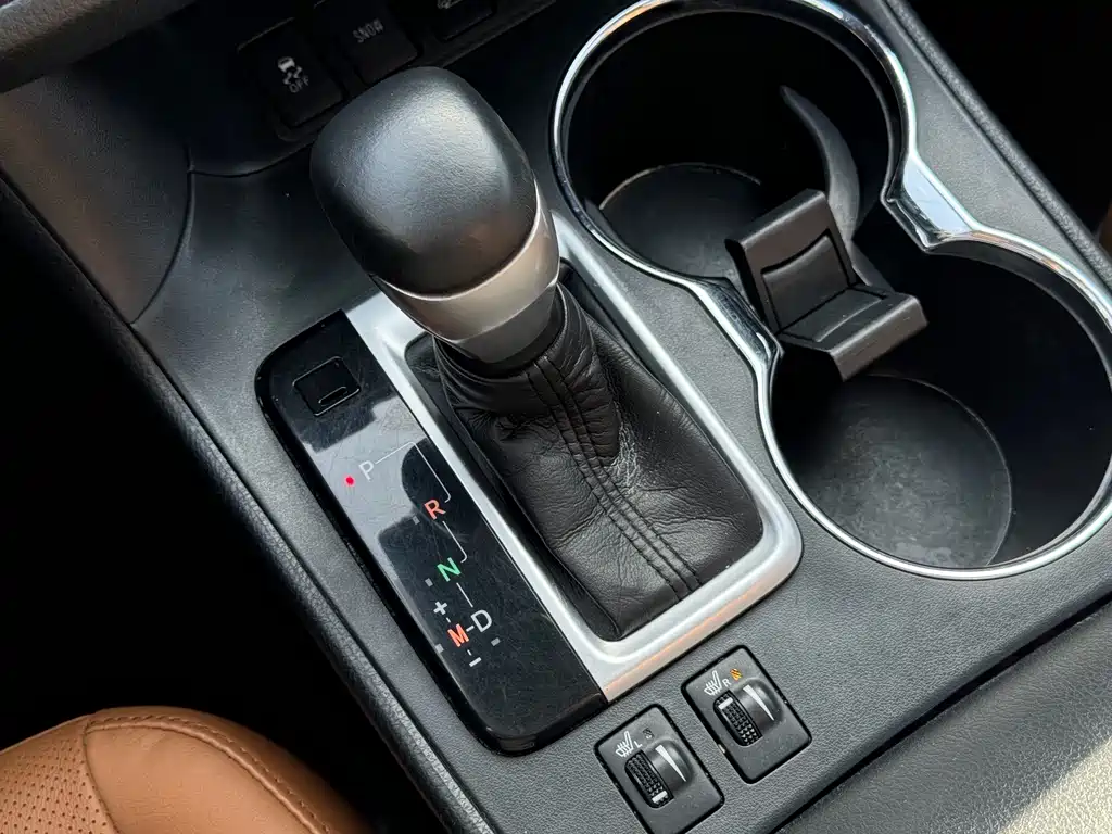 Toyota Highlander 2020 — фото 15