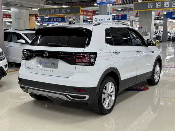 Volkswagen T-Cross 2023