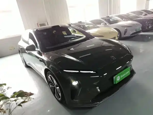 NIO ET5T 2024