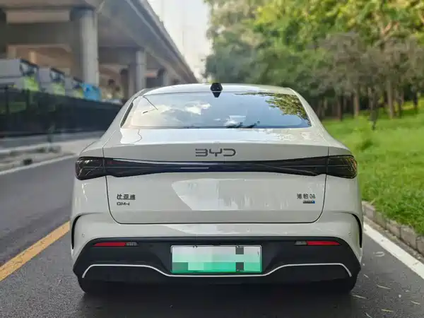 BYD Seal 06 2025