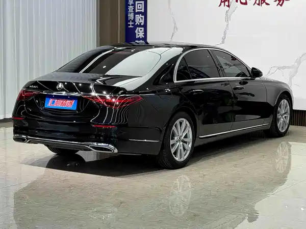 Mercedes-Benz S-Class 2024