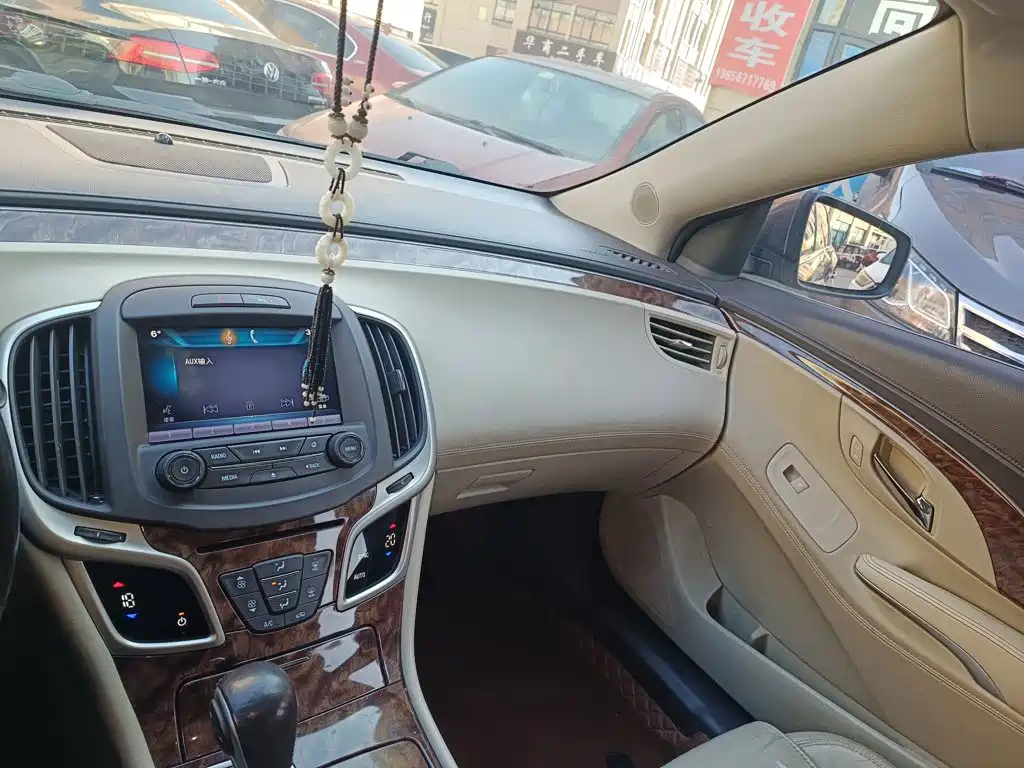 Buick LaCrosse 2015 — фото 10