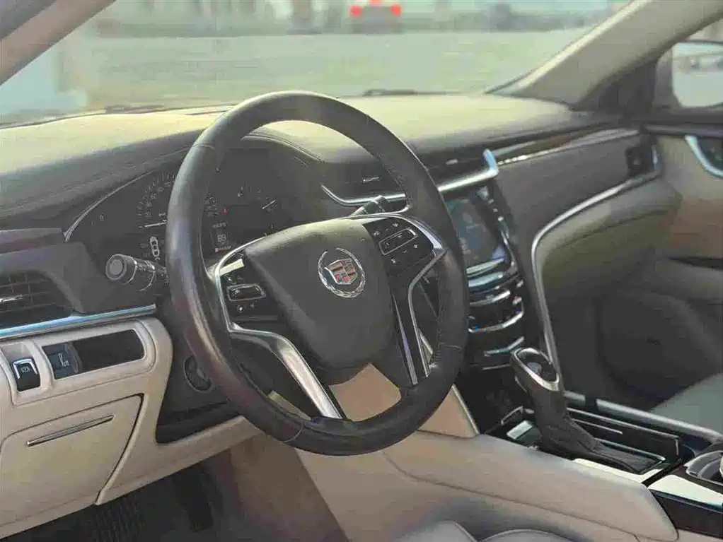 Cadillac XTS 2015 — фото 13