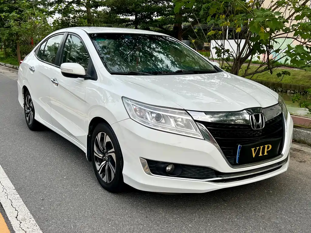 Honda Crider 2016