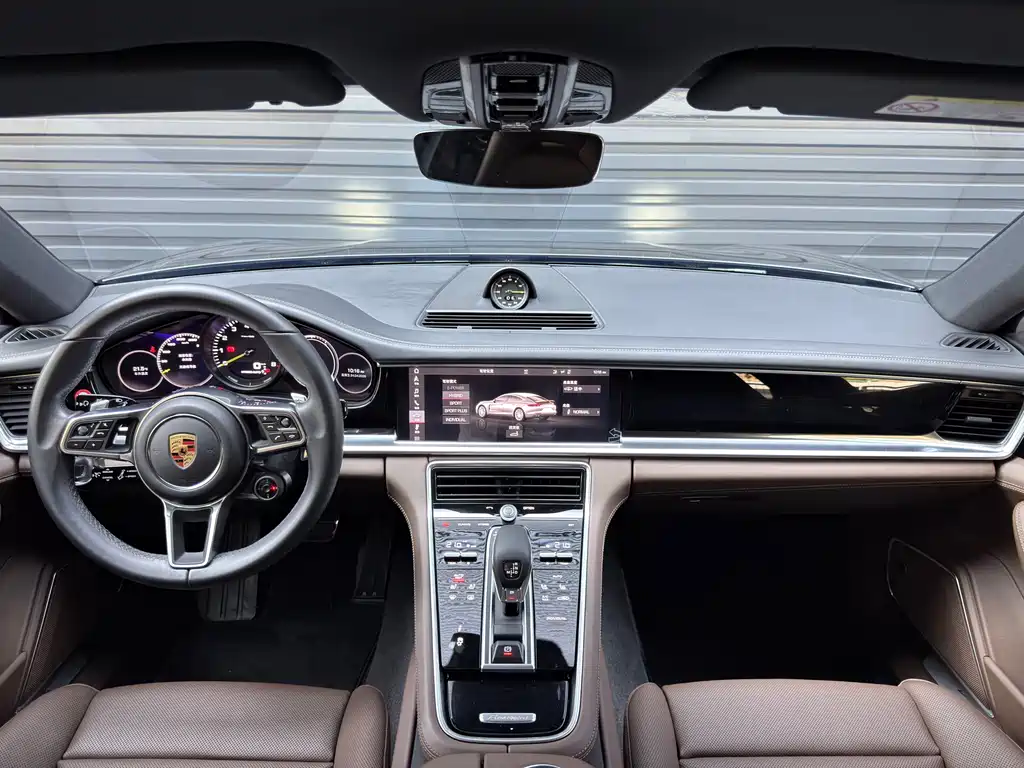 Porsche Panamera Hybrid 2019 — фото 9