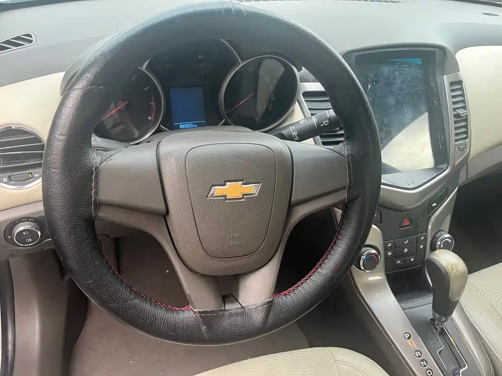 Chevrolet Cruze 2015 — фото 19
