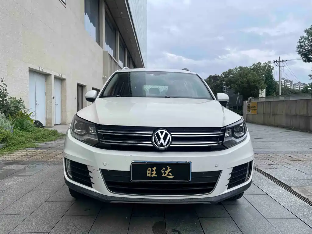 Volkswagen Tiguan 2015 — фото 3