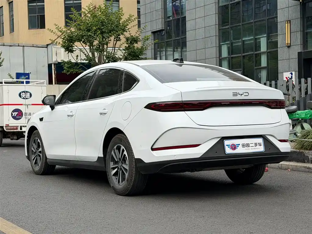 BYD Qin PLUS 2025 — фото 4