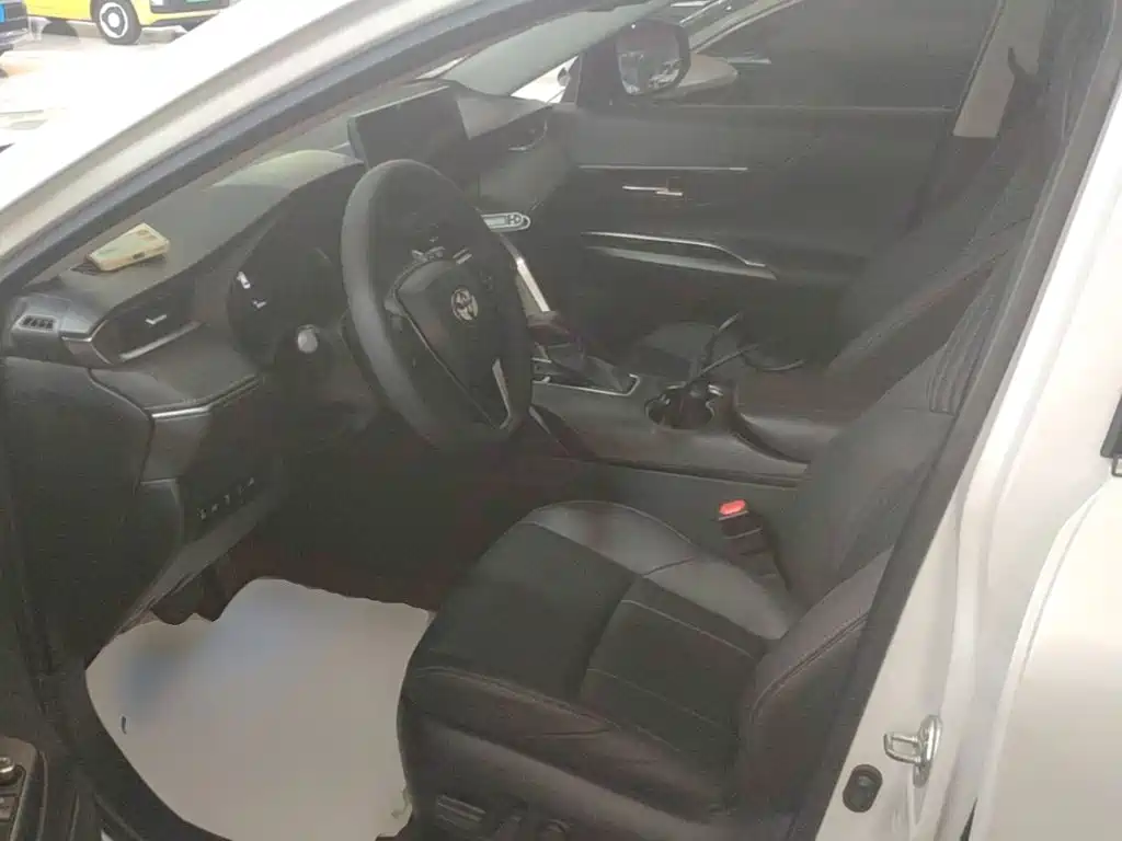 Toyota Harrier 2022 — фото 15