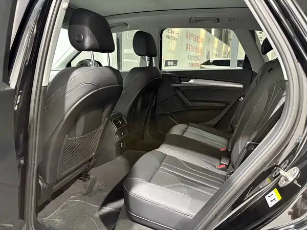 Audi Q5L 2022
