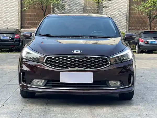 Kia K3 2016