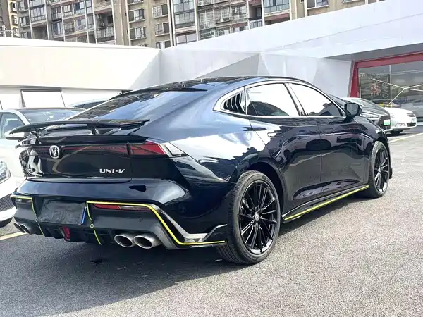 Changan UNI-V 2022