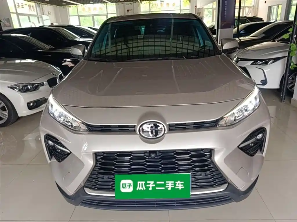 Toyota Wildlander 2022 — фото 3