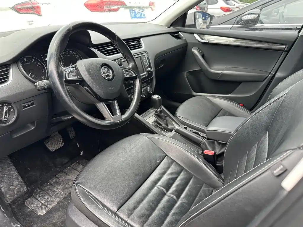 Skoda Octavia 2016 — фото 3